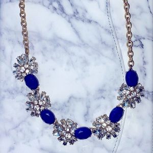 Blue sparkly necklace